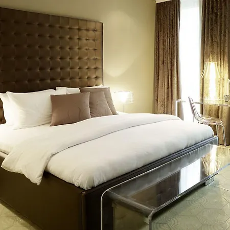 Vision Hotel 3*